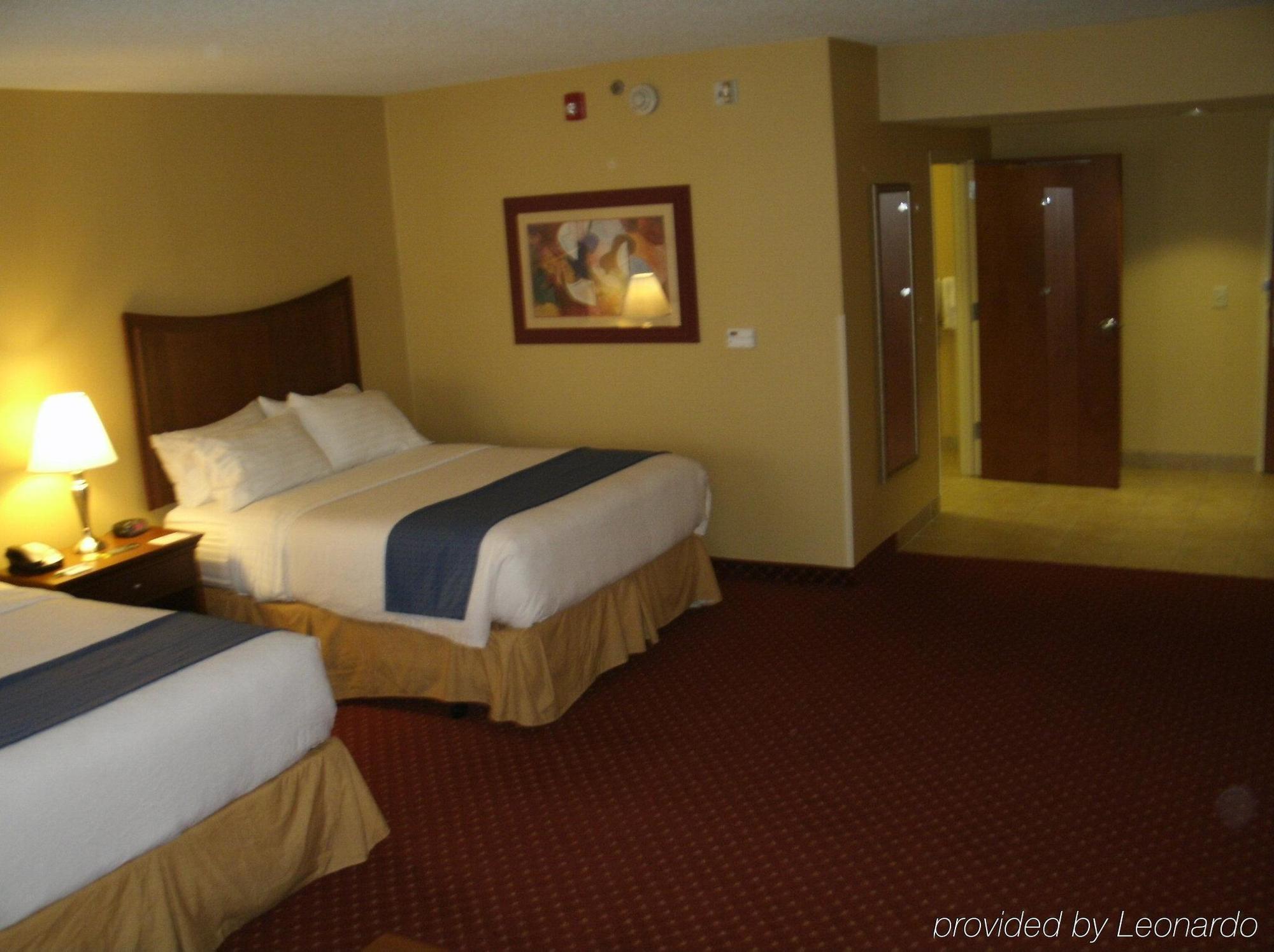 Holiday Inn Rocky Mount I-95 @ Us 64 By Ihg Екстериор снимка