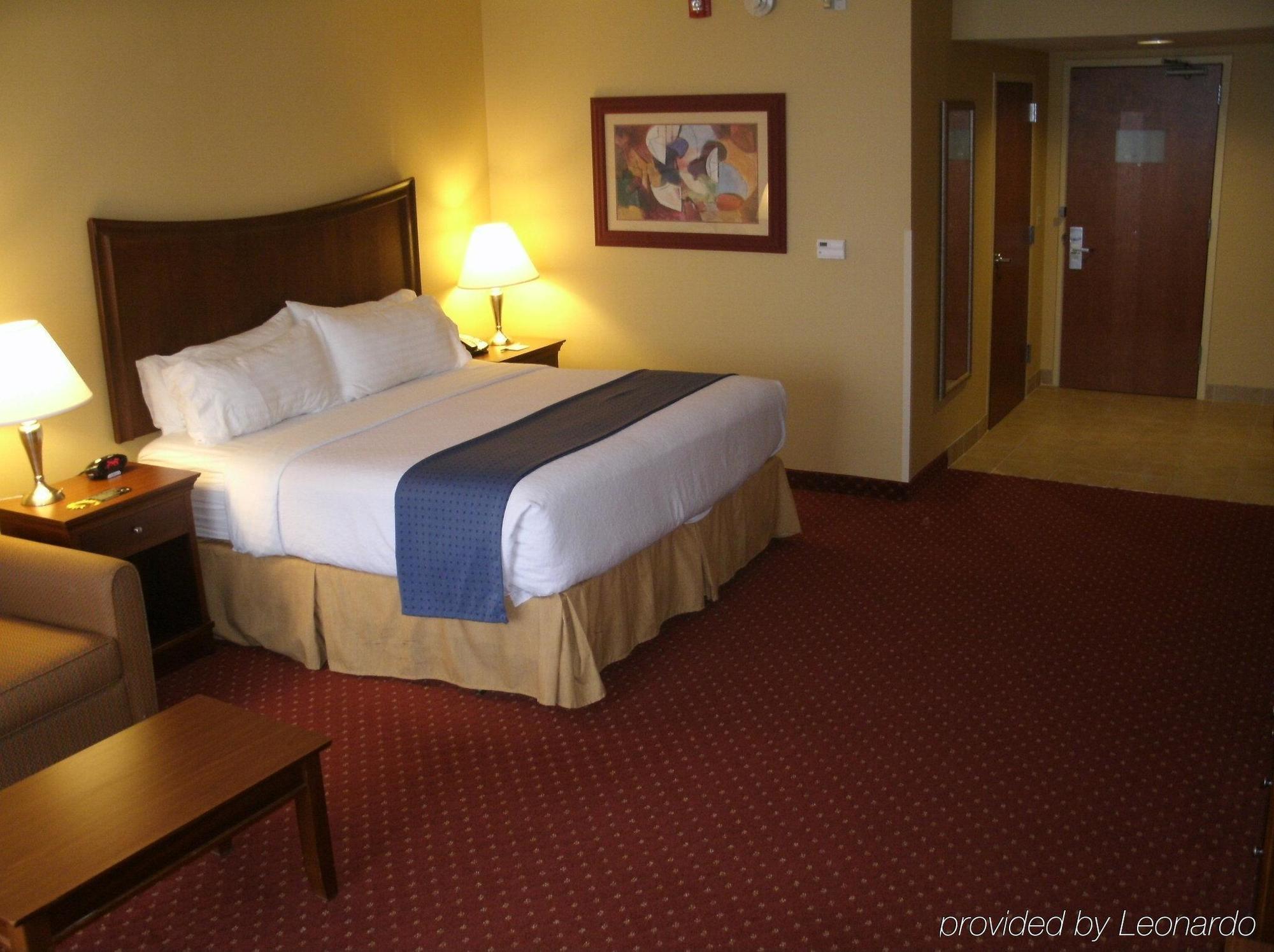 Holiday Inn Rocky Mount I-95 @ Us 64 By Ihg Екстериор снимка