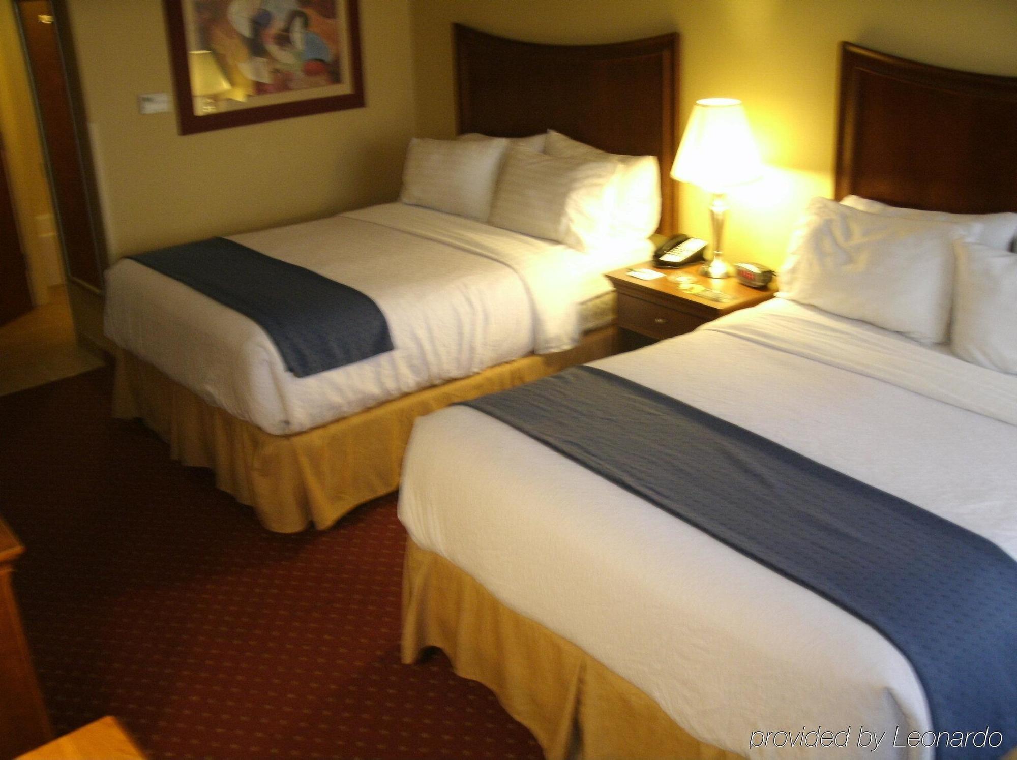 Holiday Inn Rocky Mount I-95 @ Us 64 By Ihg Екстериор снимка